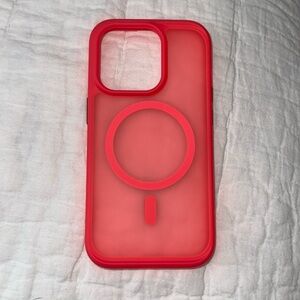 iPhone 14 Pro translucent phone case (hot pink)